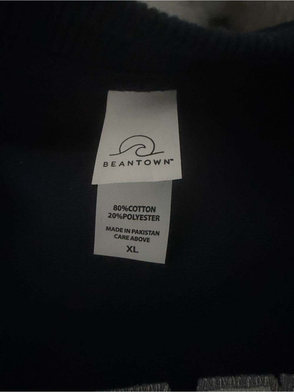 Beachcomber Crewneck - Picture 2 of 2
